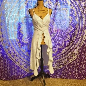 3/$20 Fashion Nova Hi Lo Button Up Top Small